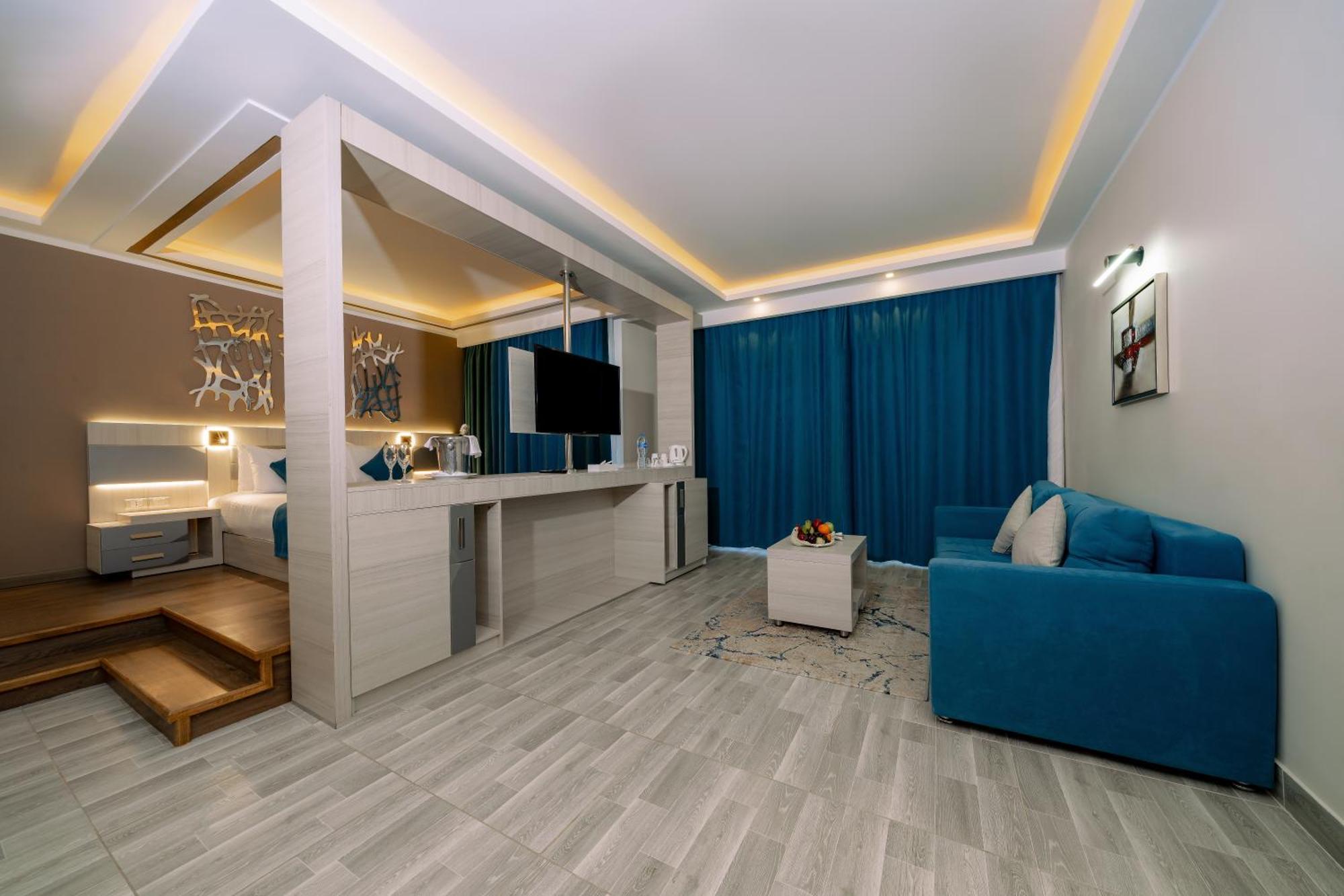 Sirena Beach Resort & Spa Marsa Alam Exterior photo
